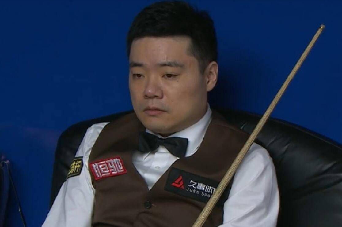 专访《赘婿》主创刘闻洋 2021-02-27 五月天开唱引爆蓝色海洋 刘德华客串称末日来临 2013-05-05 5月4日，五月天“诺亚方舟明日重生版世界演唱会”引爆香港，演唱会现场歌迷爆满，化成一片蓝海。