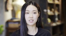贾冰、乌日娜解读《末路狂花钱》 分享幕后趣事 2024-05-05 由乌日娜执导，贾冰、谭卓、小沈阳、于洋、董宝石领衔主演的爆笑喜剧电影《末路狂花钱》目前正在全国热映中。